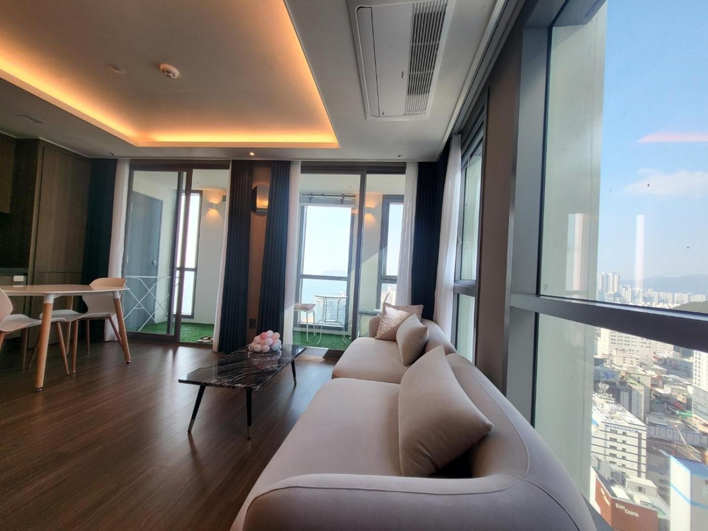 Elbon The Stay Haeundae Beach Ocean View Busan Exterior photo