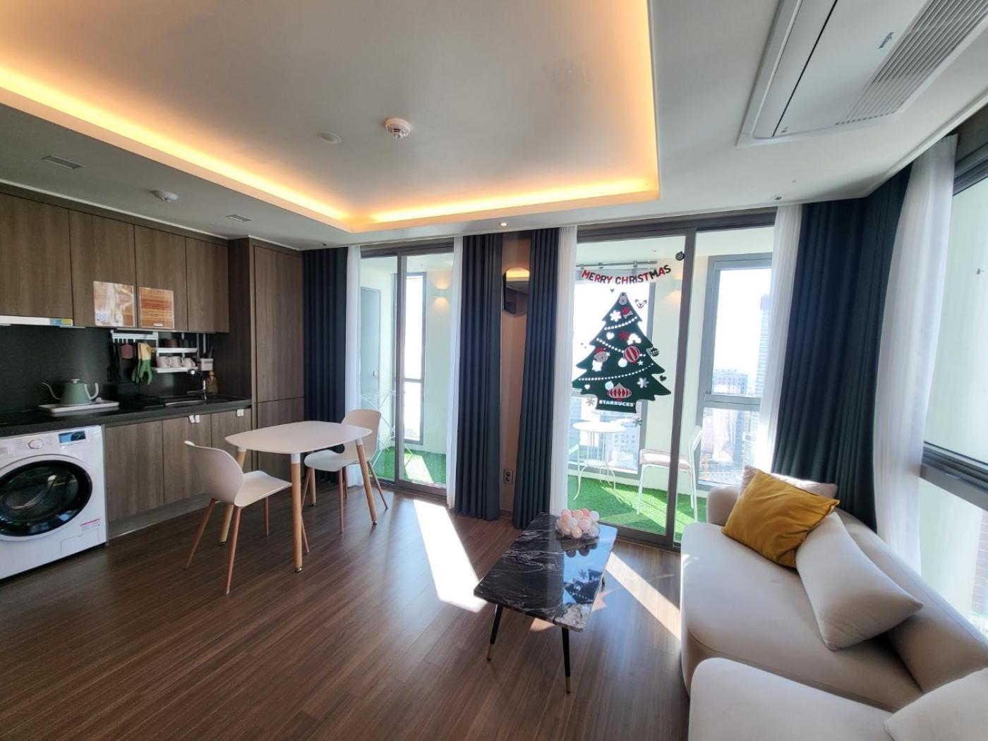 Elbon The Stay Haeundae Beach Ocean View Busan Exterior photo